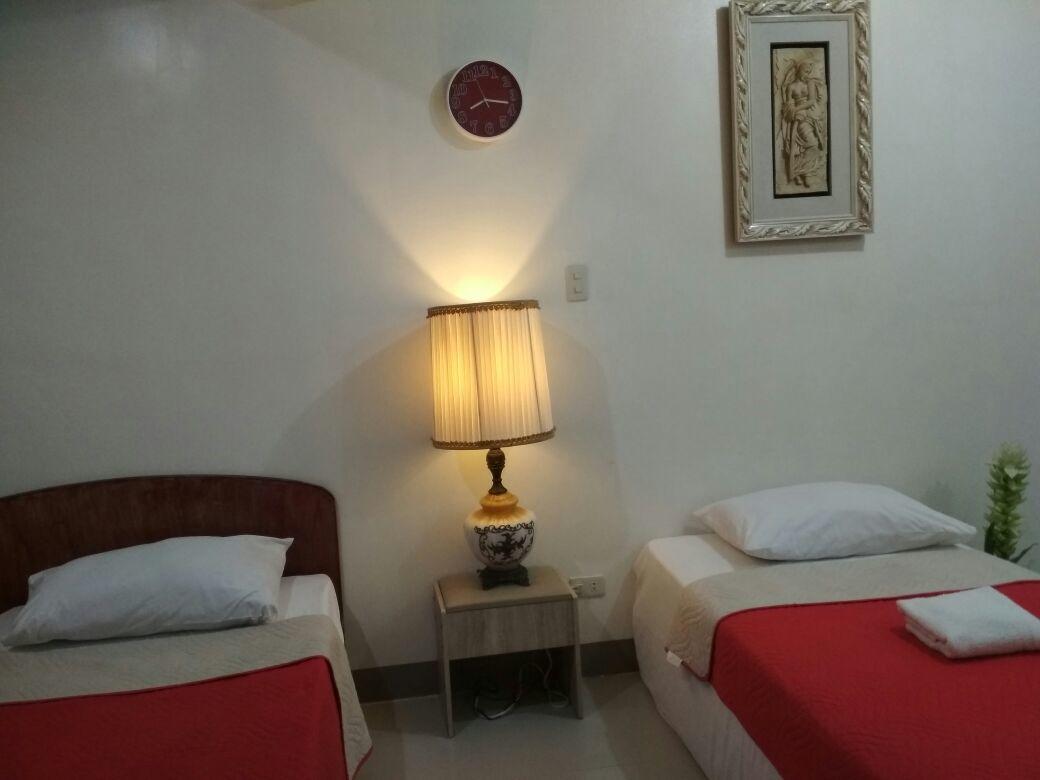 Kassel Del Amor Transit Airport Lodge Paranaque City Esterno foto