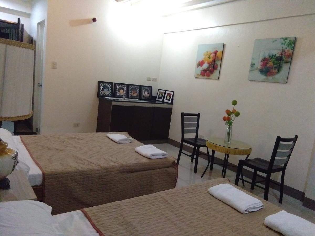 Kassel Del Amor Transit Airport Lodge Paranaque City Esterno foto